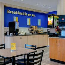 Days Inn & Suites Collingwood, 科林伍德 — 照片 3