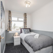 Tms Spacious 3-Bed House! Tilbury! Free Parking!, Тилбери — фото 2