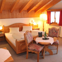 Hotel Postigliun, 策德伦 — 照片 2