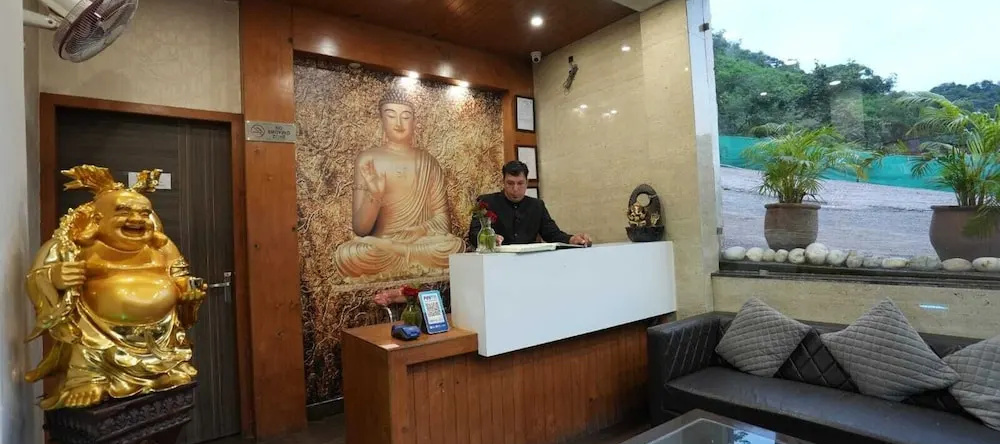 Royal suites Chakki Morh, 奥阿尔 — 照片 1
