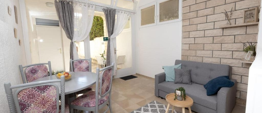 Studio Apartman Mendeš, Макарска — фото 1