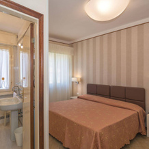 Hotel Verdemare, 马里纳迪彼得拉桑塔 — 照片 2