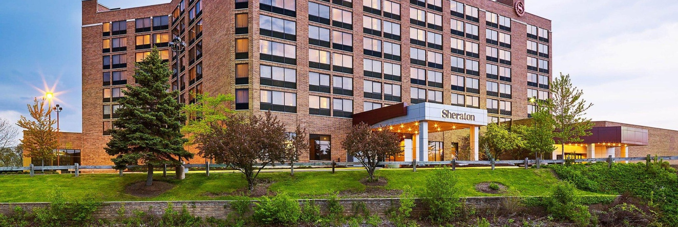 Sheraton Lisle Naperville Hotel, Lisle — photo 1