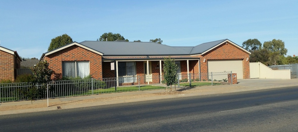 Numurkah self-contained Apartments, 努穆尔卡 — 照片 1