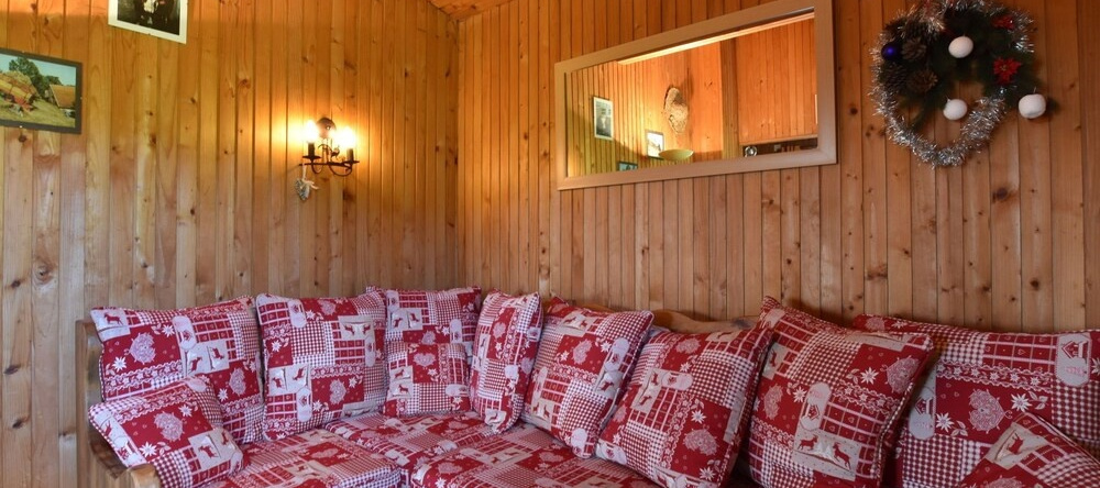 Beautiful Chalet Amidst Mountains in Saulxures-sur-Moselotte, 索尔叙尔-叙尔-莫斯洛特 — 照片 1