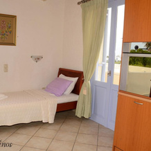 I Anatoli tou Porto Tinos, Ormos Agiou Ioannou — photo 2