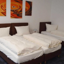 Hotel B8 Voerde, Voerde — photo 5