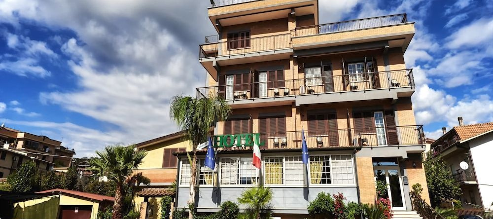 Hotel La Brocca, Фонте-Нуова — фото 1