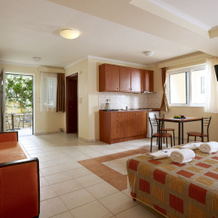 Avantis Suites Hotel, Eretria — photo 2