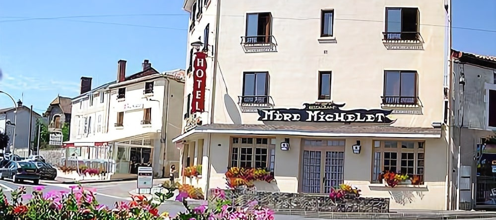 Hôtel De La Mère Michelet, Конфоленс — фото 1