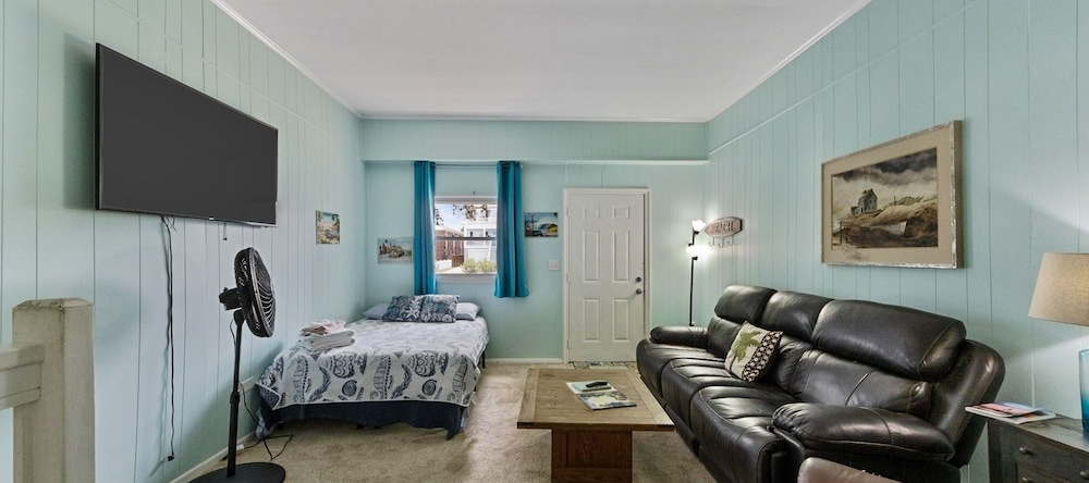 Cozy Bay View Next To The Chesapeake Beaches 1 Bedroom Cottage, 诺福克 — 照片 1