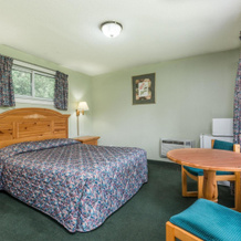 Knights Inn Bracebridge, 布雷斯布里奇 — 照片 3