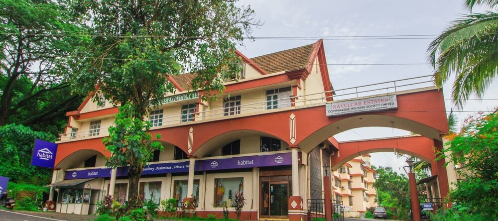OYO 15934 Home Traditional 3BHK Bainguinim, Nerul — photo 1