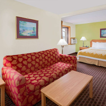 Days Inn by Wyndham Fort Dodge, Fort Dodge — photo 5