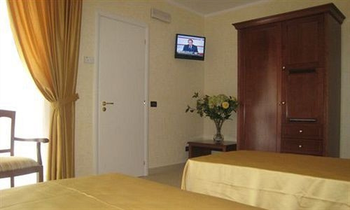 Pino Hotel, Gizzeria — photo 1