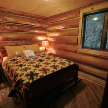 Cabin #97 - 'pinecone' Log Cabin at the Lake That is Pet-friendly!, Maple Falls — photo 2