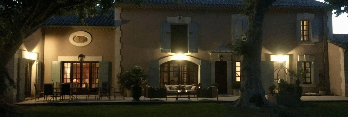 Villa Mas St Jean House, Noves — photo 1