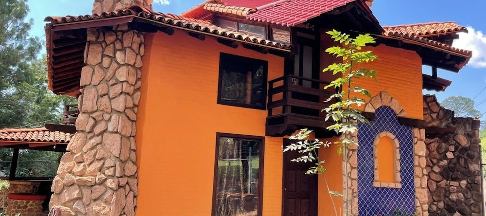 Cabanas Berna, 马萨米特拉 — 照片 1