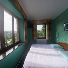 Hotel Les Genets, Ла-Рош-ен-Арден — фото 3