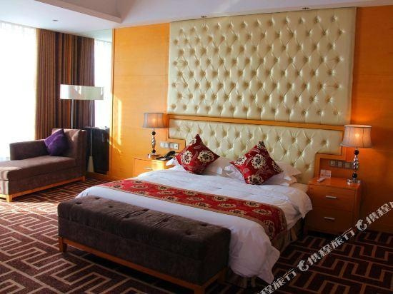 Henghui New Century Grand Hotel, Luohe — photo 1