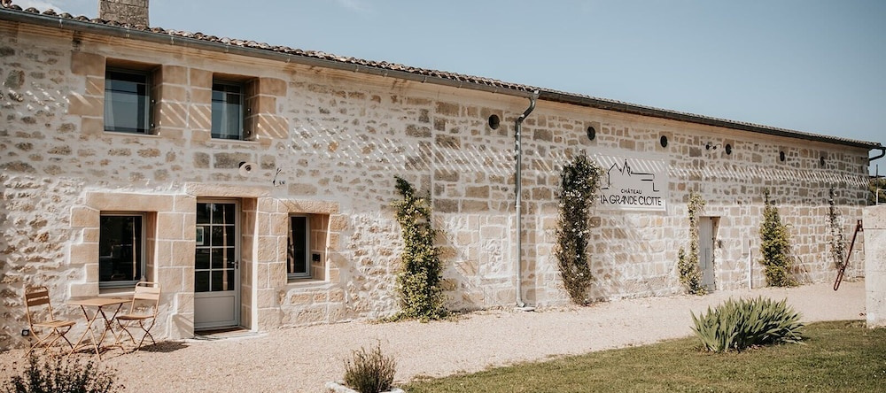 Château La Grande Clotte, 吕萨克 — 照片 1