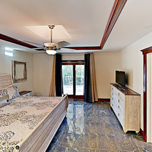 Canal-front Dream W/ Private Pool, Spa & Dock 3 Bedroom Home, 马拉松 — 照片 4