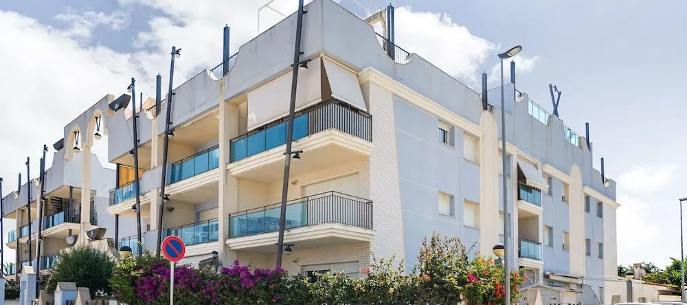 Comfortable Apartment Near The Sea, Ампоста — фото 1