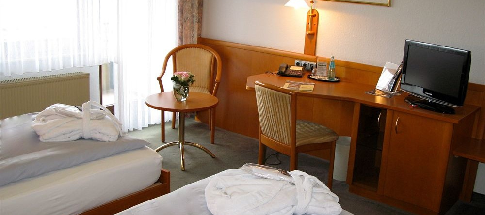 Halbersbacher Parkhotel Biedenkopf, 比登科普夫 — 照片 1