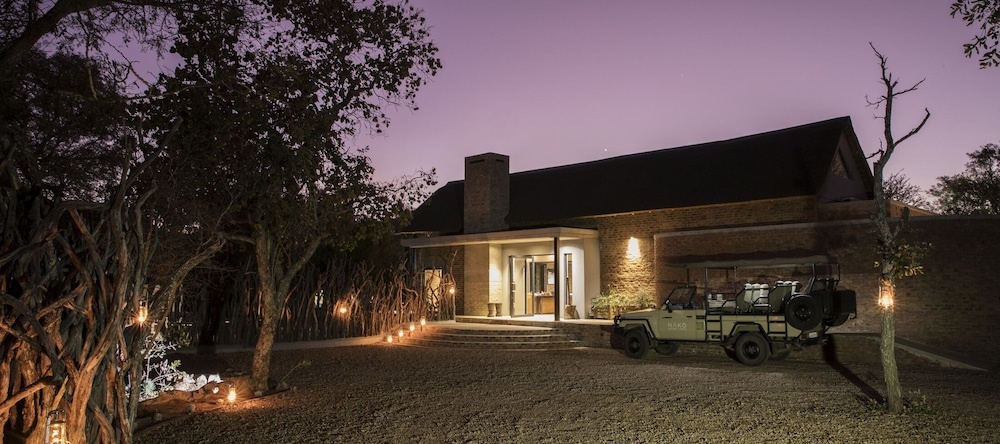 Nako Safari Lodge, 库里南 — 照片 1