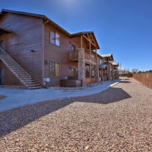 Near Lake & Trails: Show Low Condo W/ Grill!, Шоу-Лоу — фото 3
