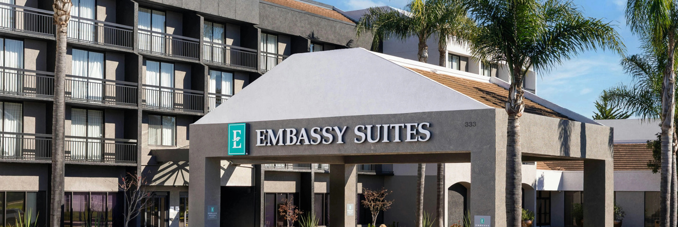 Embassy Suites by Hilton San Luis Obispo, 圣路易斯-奥比斯波 — 照片 1