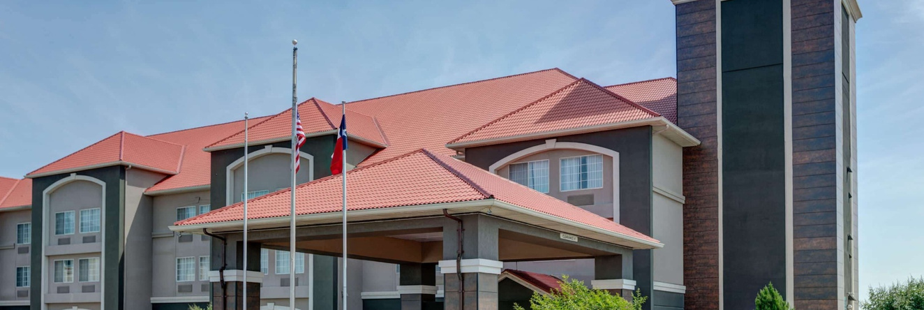La Quinta Inn & Suites By Wyndham Weatherford, Уэтерфорд — фото 1