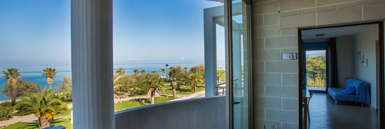 Residence Hotel Miljunka, Sant'Agata di Militello — photo 1