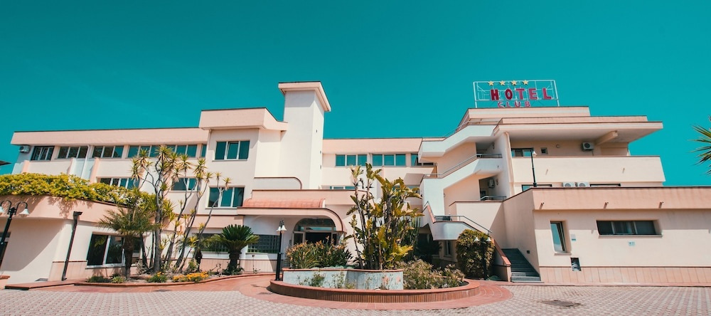 Apulia Hotel Corigliano Calabro, 科里利亚诺卡拉布罗 — 照片 1
