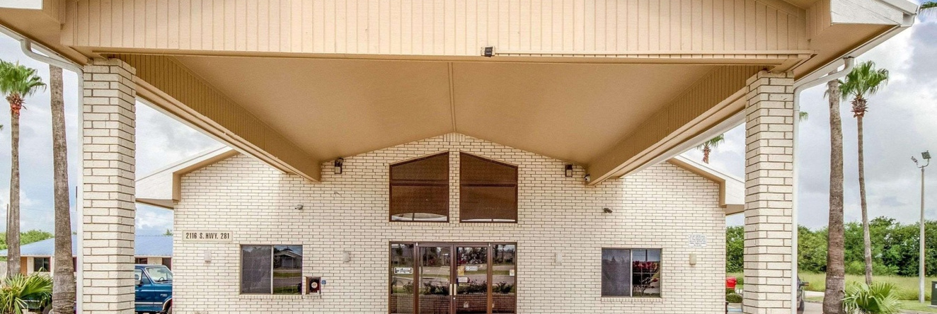 Econo Lodge Falfurrias Hwy 281, Фолфариас — фото 1