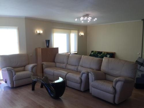 Cat Garden Riga Airport Apartments, 梅哈雷斯 — 照片 1