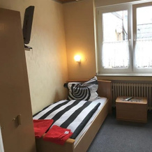 Hotel Aslan74, Хюккельхофен — фото 4
