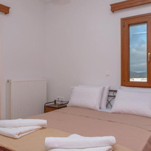 Apiranthian house Panoramic view, Apiranthos — photo 2