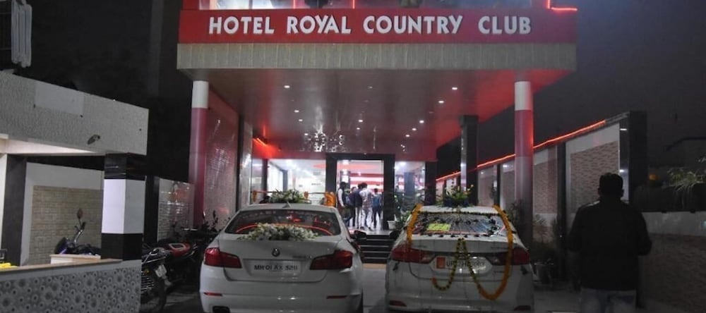 Hotel Royal Country Club, Sarnath — photo 1