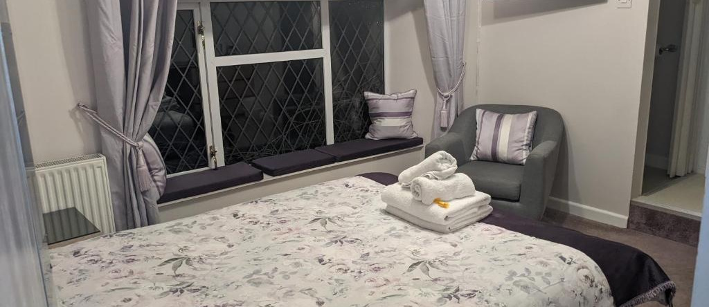 Cwmbach Guest House, Blaenhonddan — photo 1