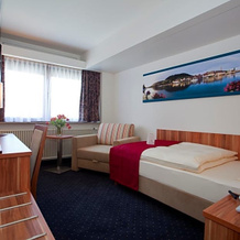 Hotel Knaus am Hafen, 下乌尔丁根 — 照片 5