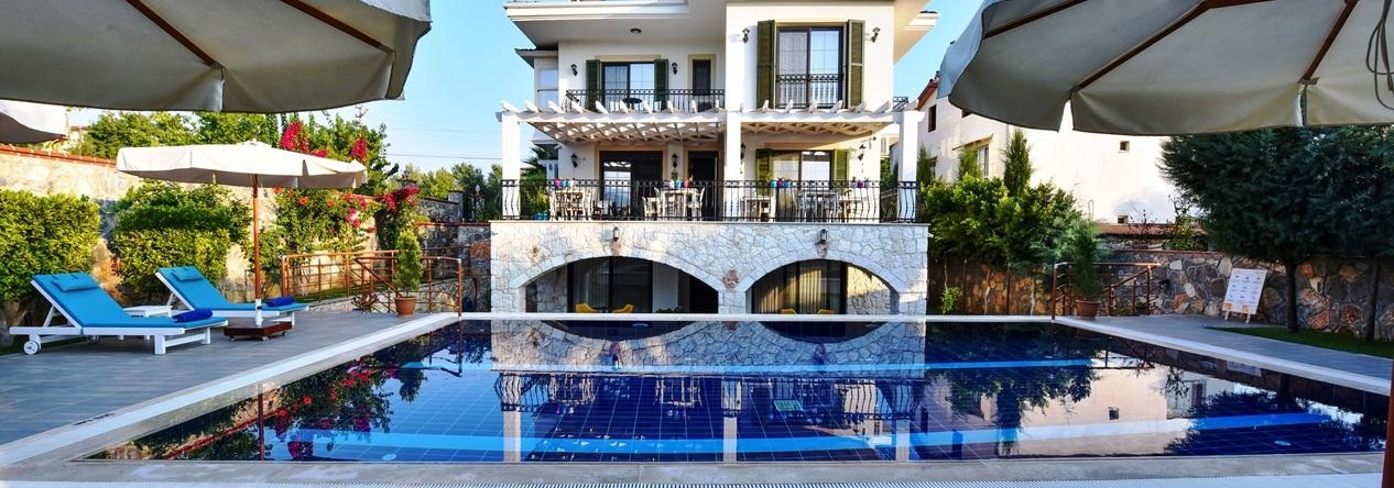 Villa Tn Hotel - Adulst Only, 卡尔格 — 照片 1
