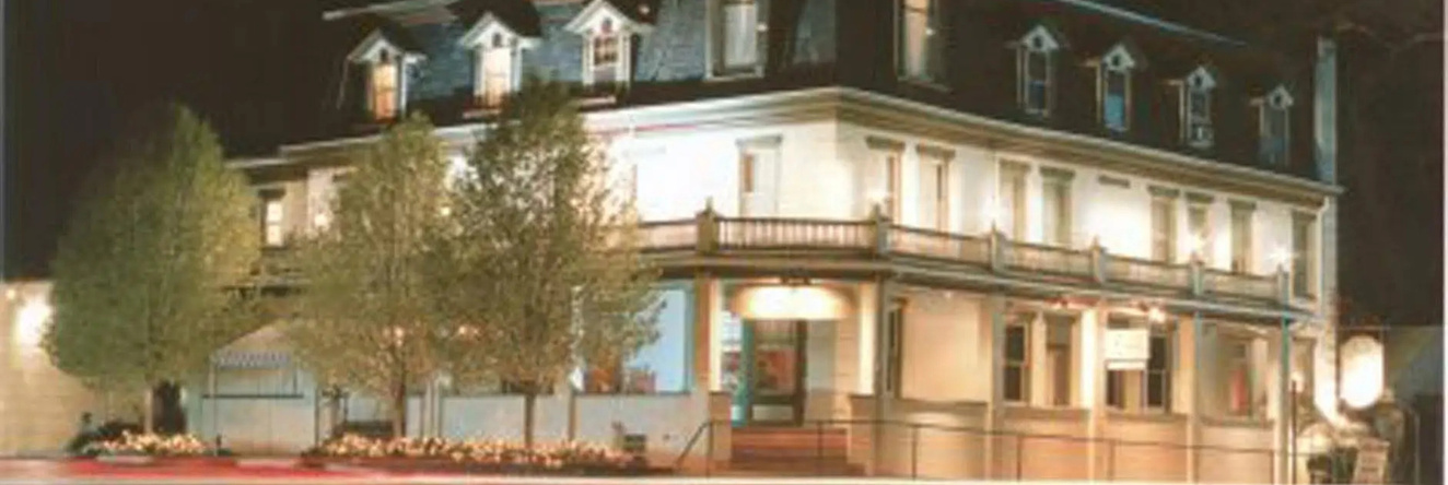 Altland House Inn and Suites, 阿博茨敦 — 照片 1