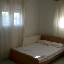 Dimitris Rooms, Лутра Волвис — фото 3