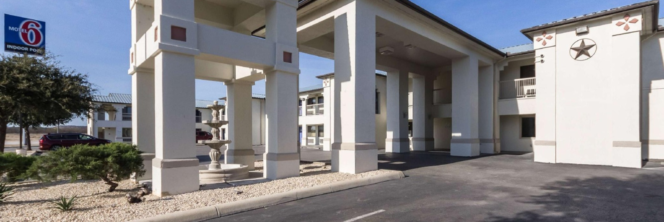 Quality Inn & Suites Junction, Джанкшен — фото 1