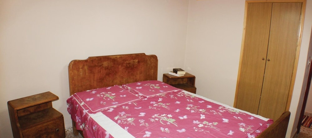 Amazing Home in Aegina With Wifi and 2 Bedrooms, 阿伊奥斯·乔治奥斯 — 照片 1