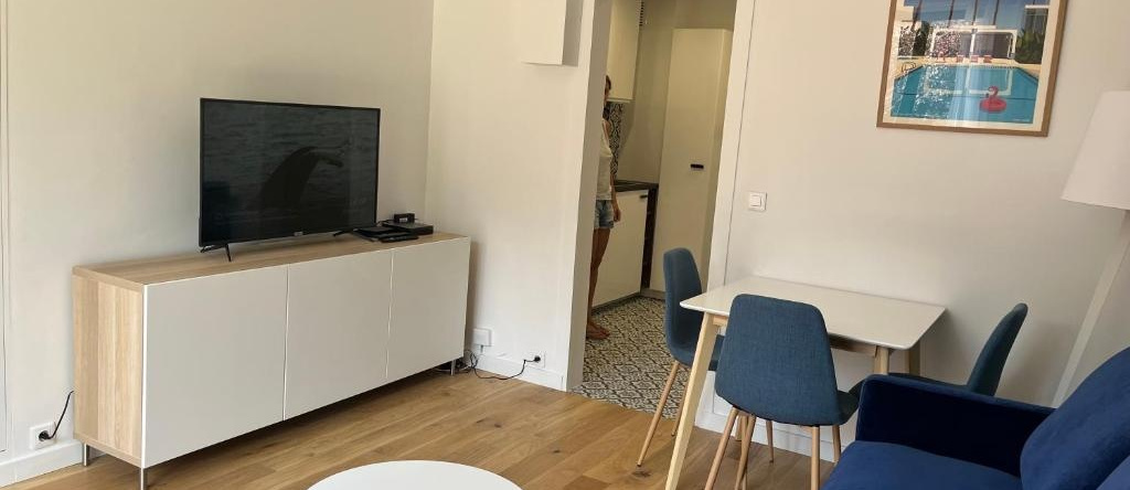 Studio Proche Paris Versailles, 维伦叙尔塞纳 — 照片 1