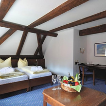 Hotel Goldener Hirsch, 考夫博伊伦 — 照片 2