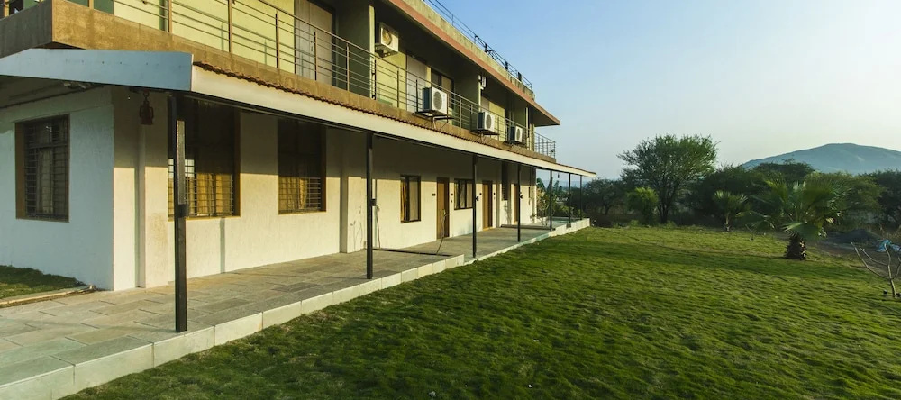 OYO Home 23559 Farmhouse Cottages, 安贝韦恩 — 照片 1