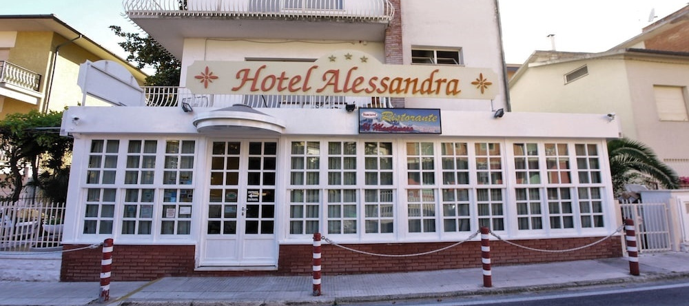 Hotel Alessandra, Numana — photo 1